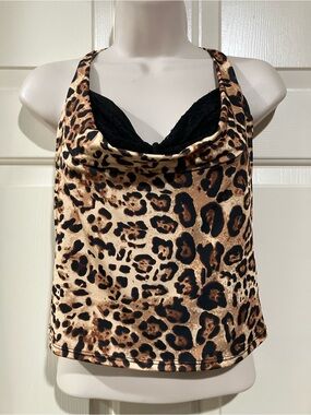 Windsor woman large cropped tank top